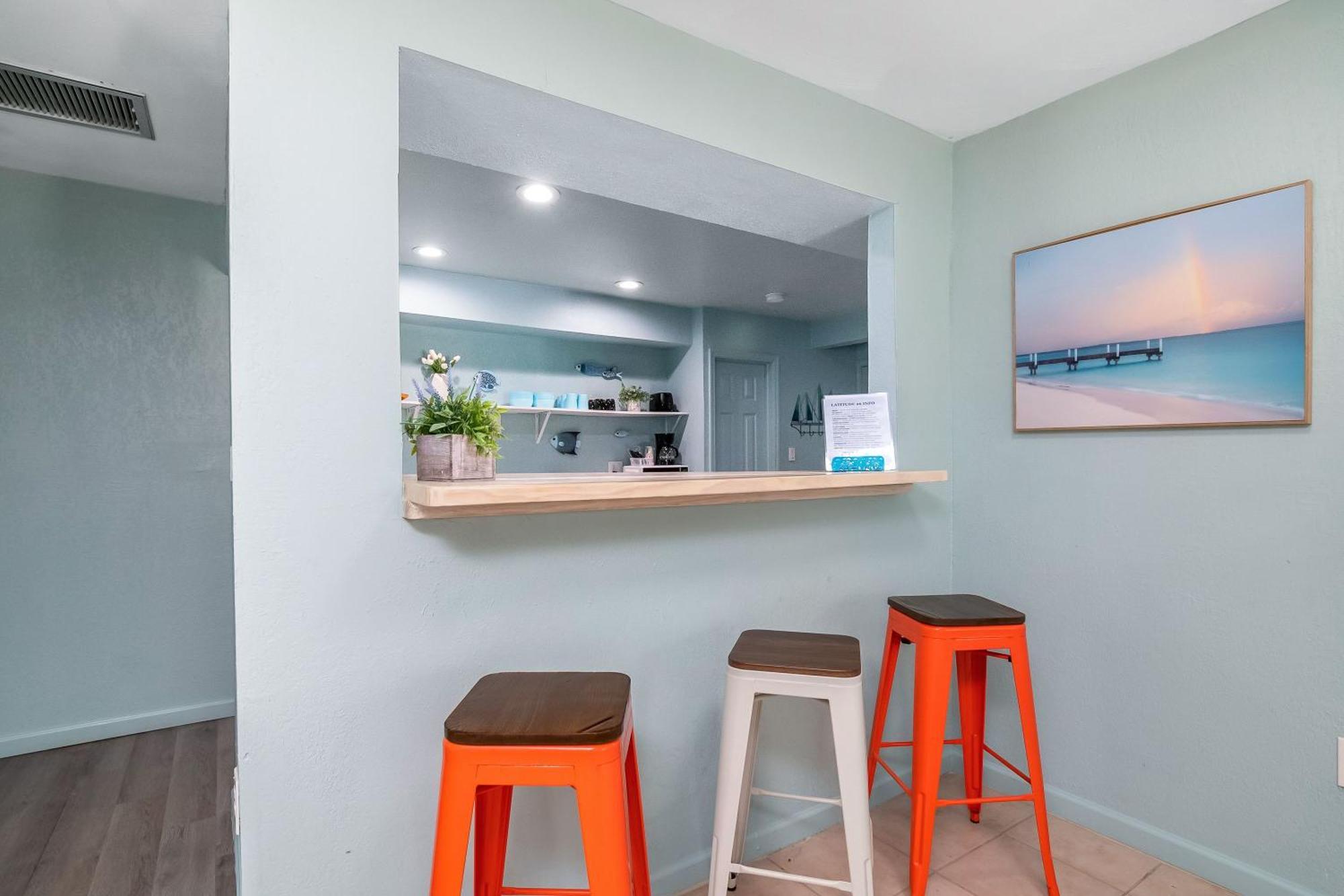 Latitude 26 Waterfront Boutique Resort - 포르 마이어스 비치 외부 사진